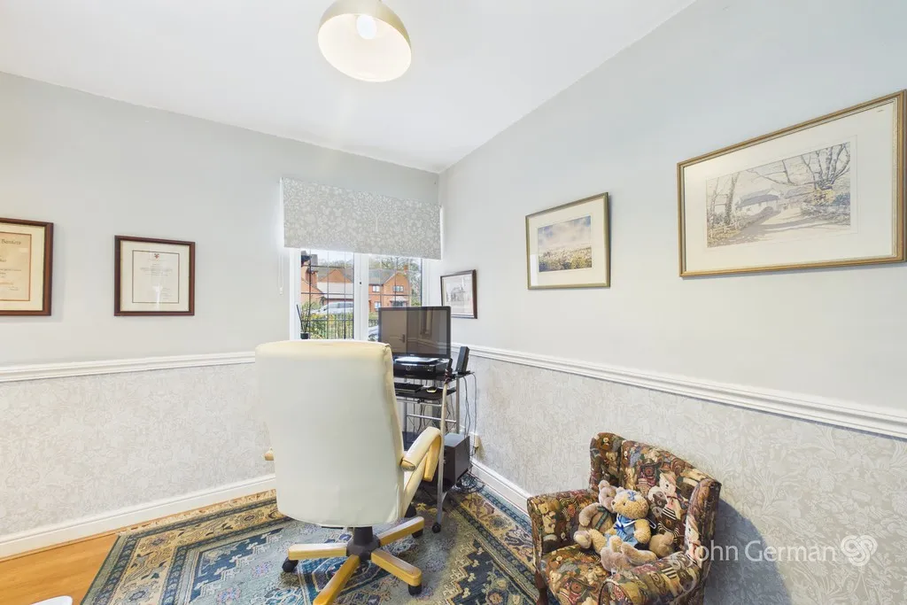 Fox Court, Kings Bromley, photo 8