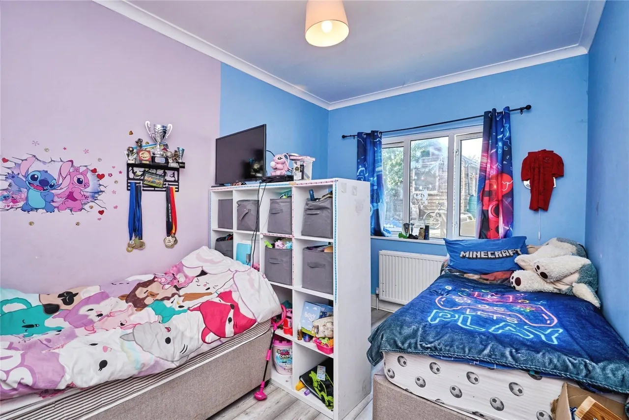 Louis Road, Sandown, PO36, photo 9