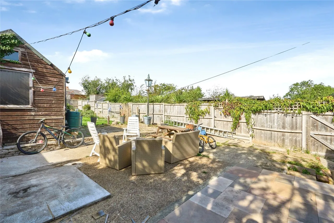 Louis Road, Sandown, PO36, photo 6