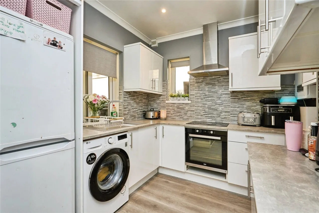 Louis Road, Sandown, PO36, photo 4