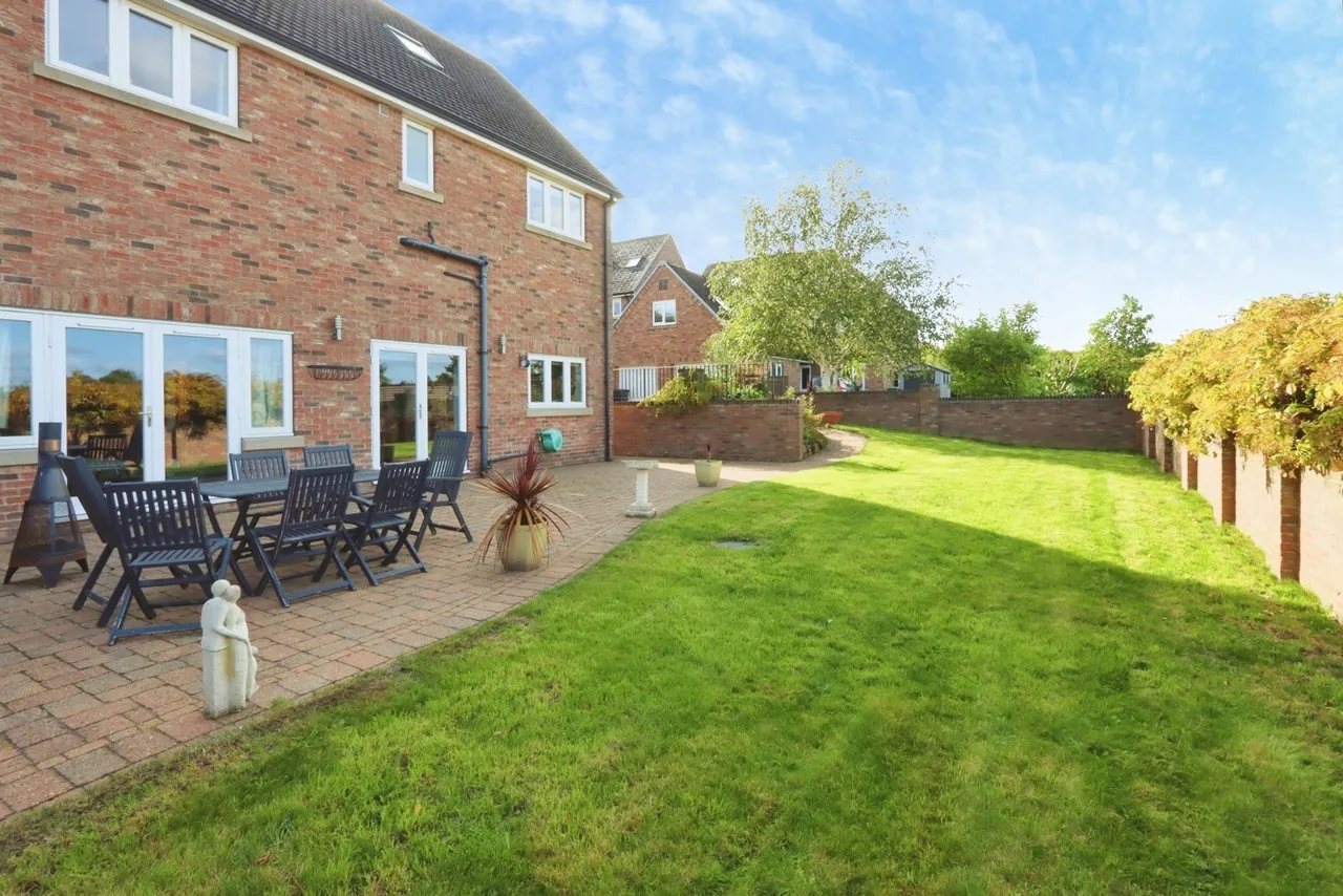Gomersal Lane, Dronfield, S18, photo 26