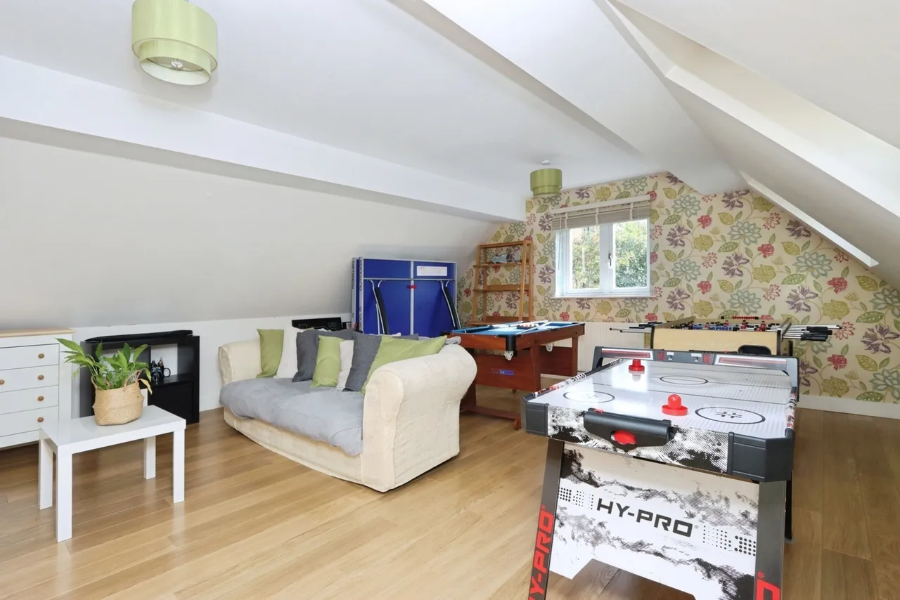 Gomersal Lane, Dronfield, S18, photo 21