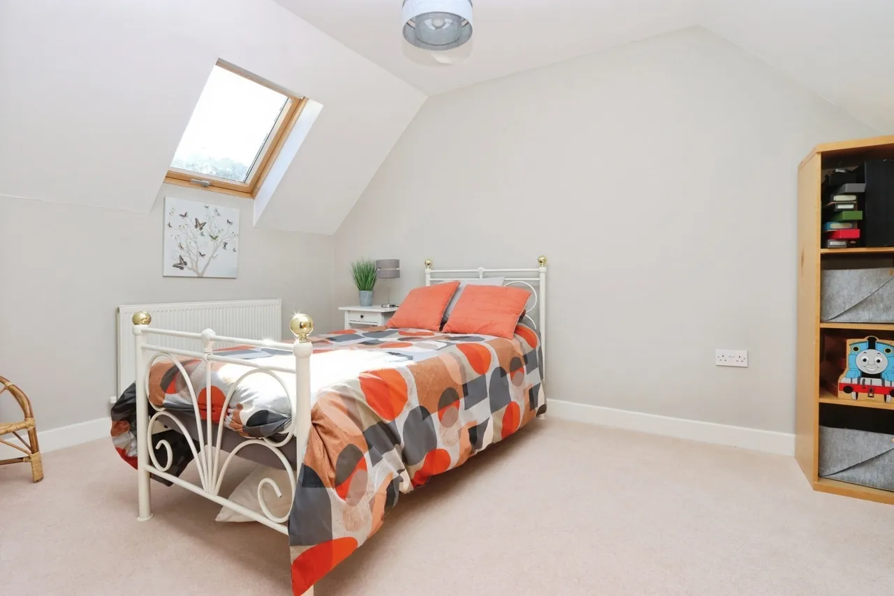 Gomersal Lane, Dronfield, S18, photo 19