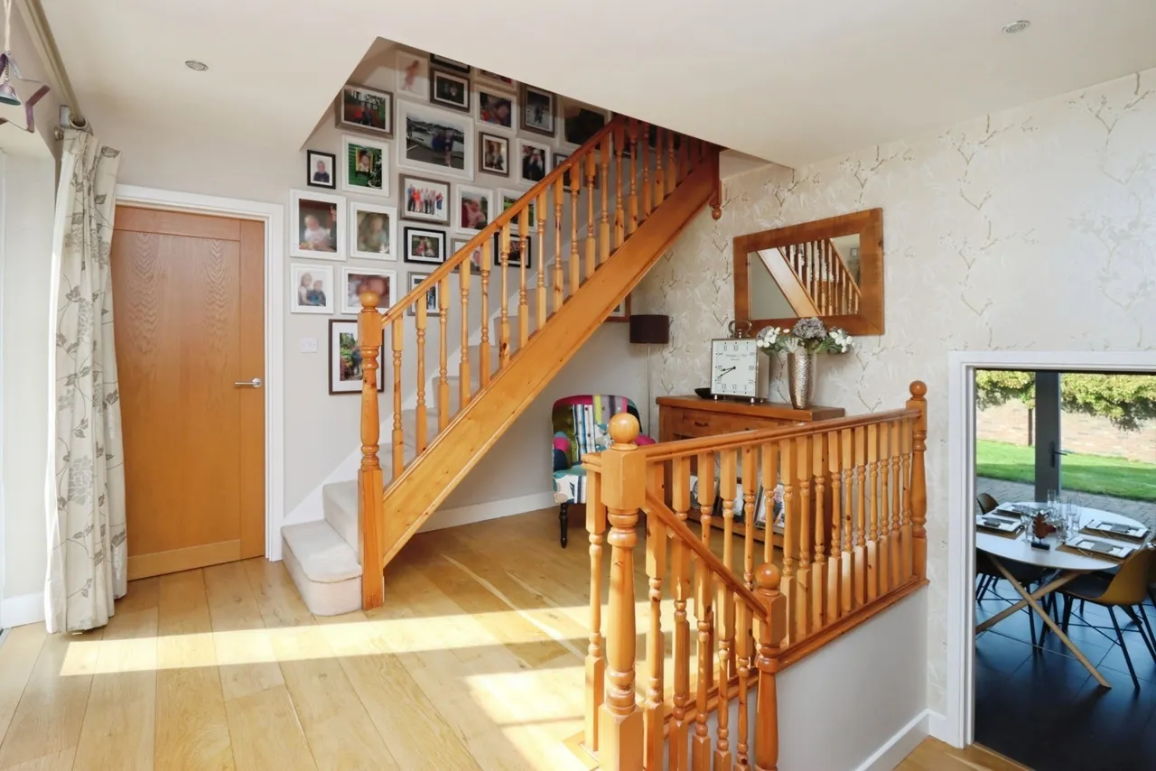 Gomersal Lane, Dronfield, S18, photo 5