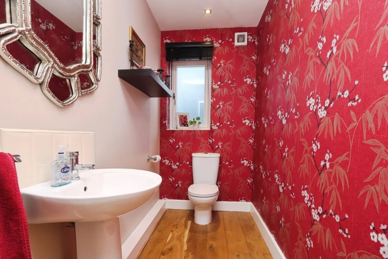 Gomersal Lane, Dronfield, S18, photo 13