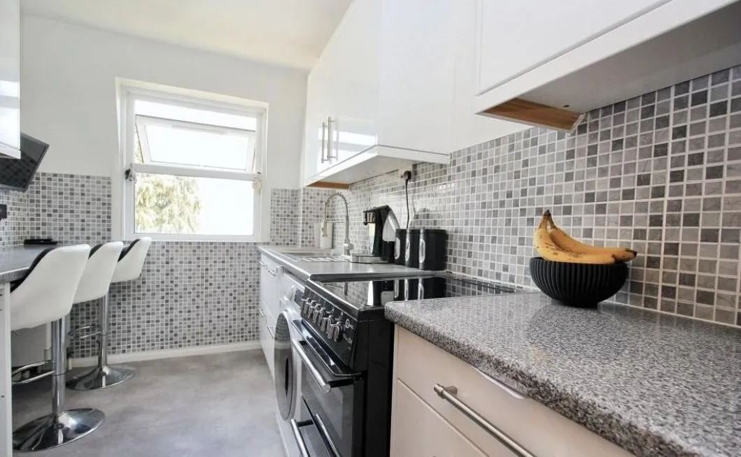 2 bed flat for sale — Spring Road, Sholing, Southampton
