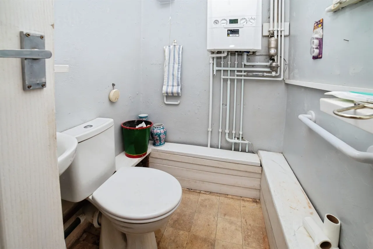 Armstrong Road, Mansfield, NG19, photo 9