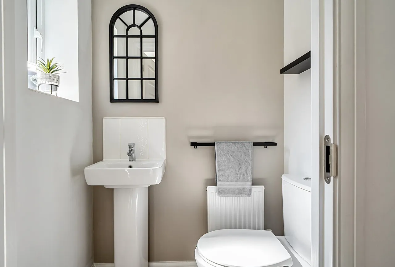 Blackberry Close, Gloucestershire, Yate, BS37 7DE, photo 5