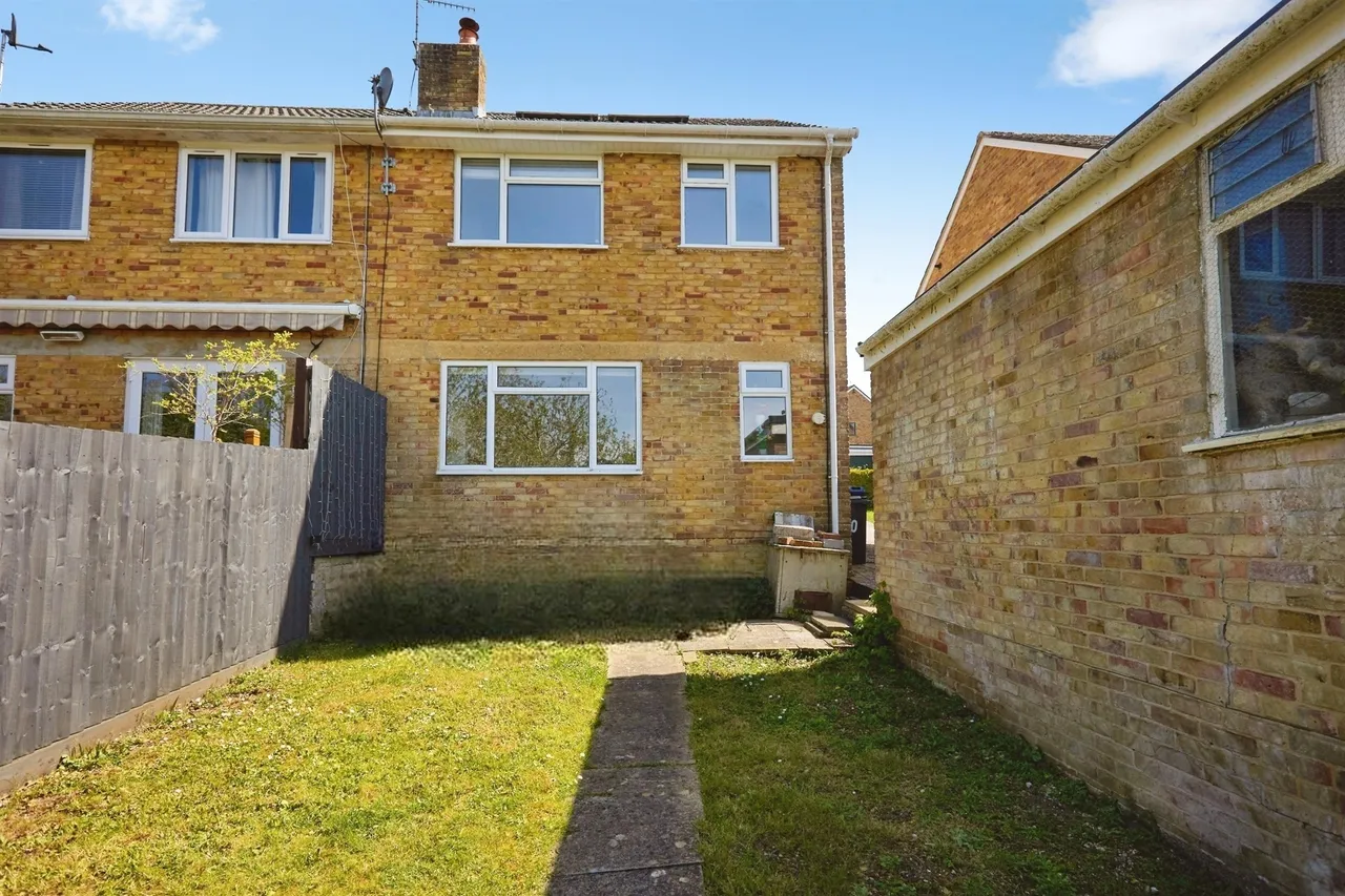 Cheshire Close, Salisbury, SP2, photo 8