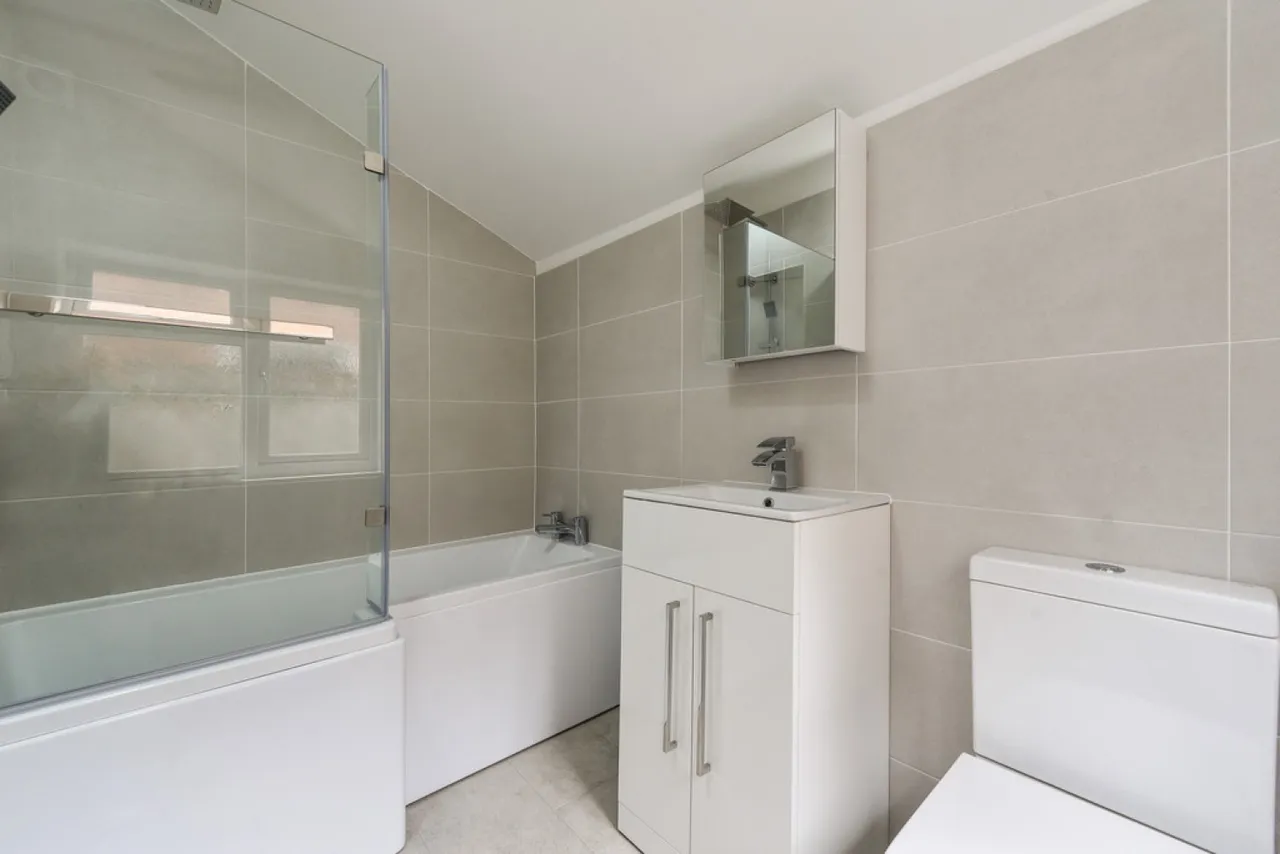 Romsey Road, Winchester, photo 7