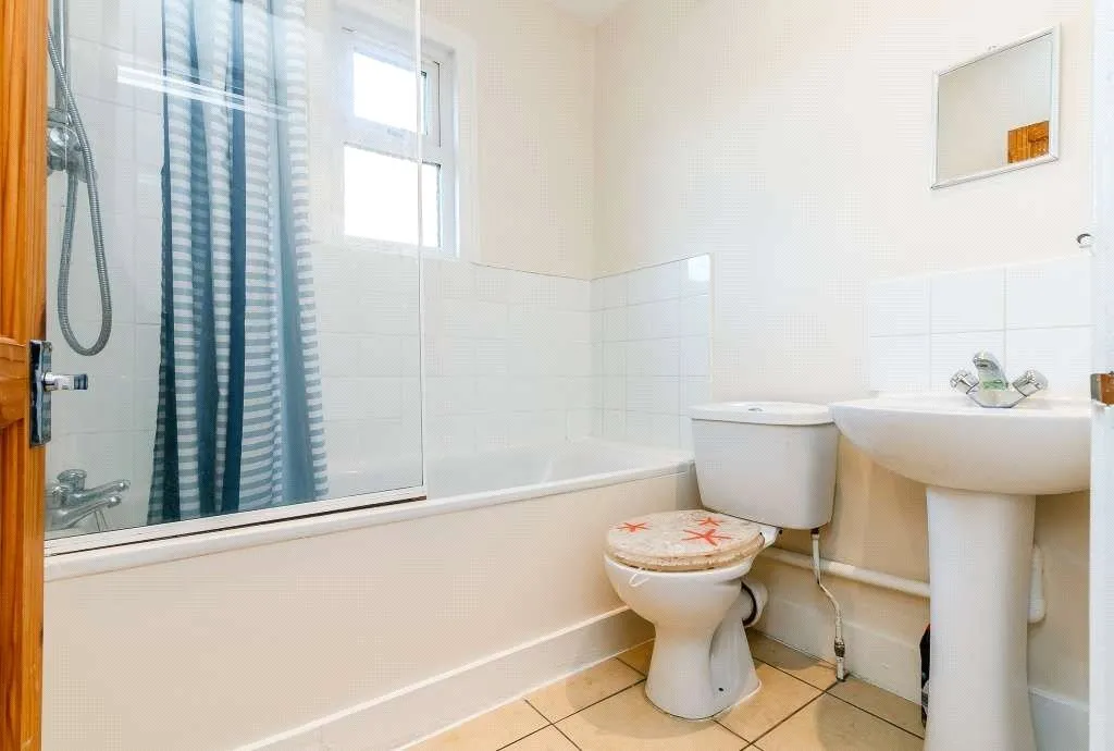 Danbrook Road, SW16, photo 4