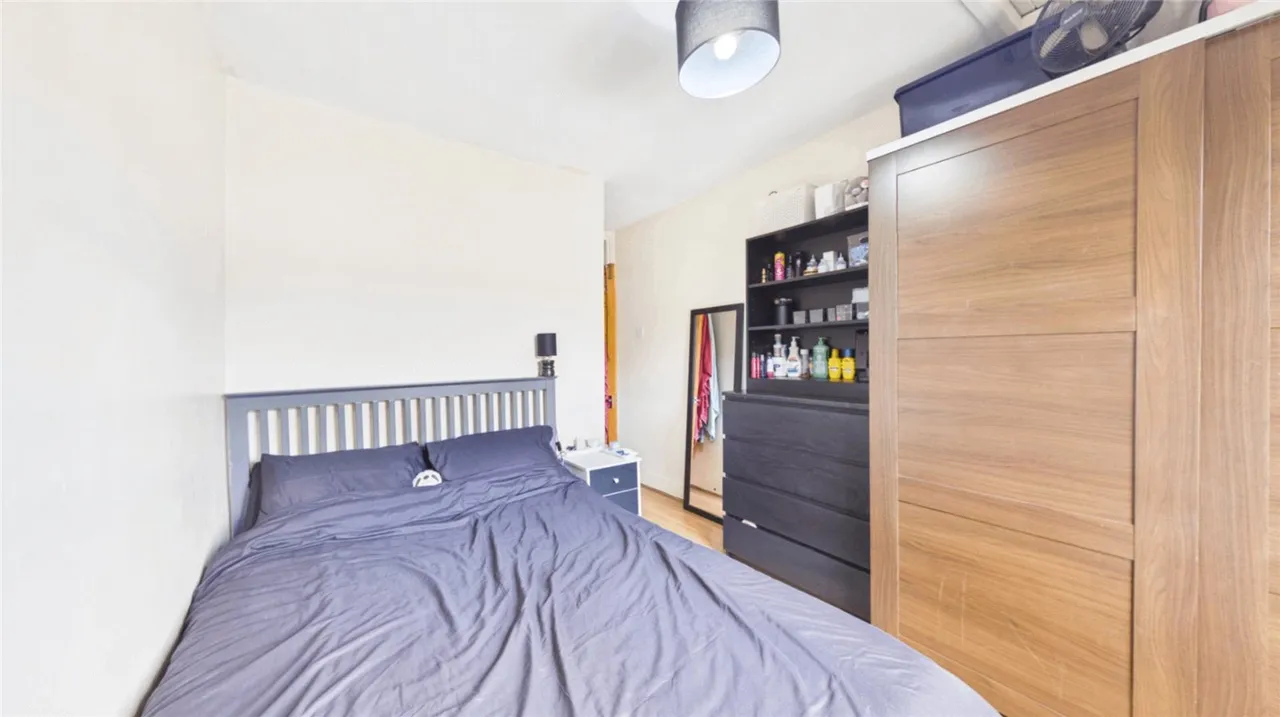 Danbrook Road, SW16, photo 9