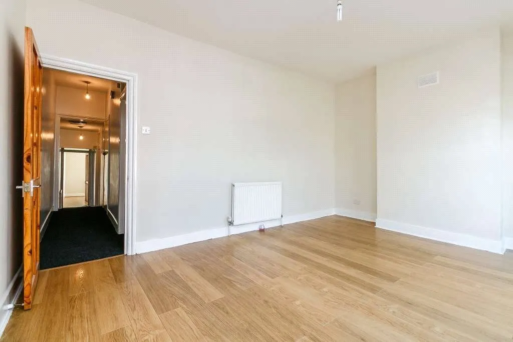 Danbrook Road, SW16, photo 3