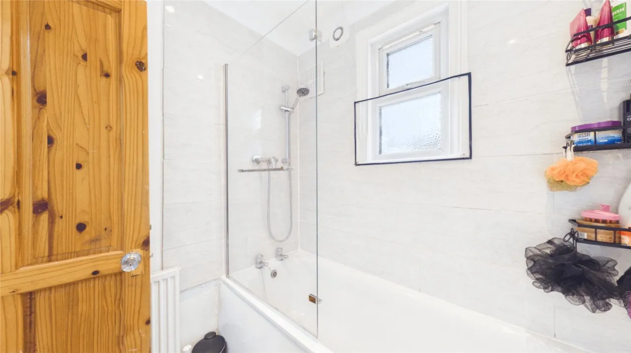 Danbrook Road, SW16, photo 14