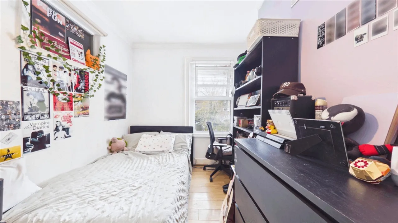 Danbrook Road, SW16, photo 19