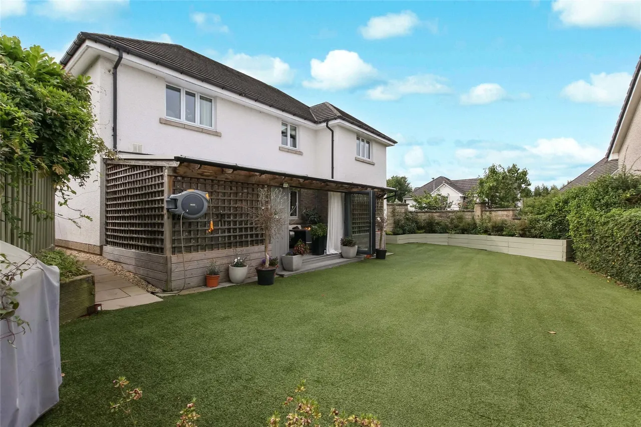 Cortmalaw Gardens, Robroyston, Glasgow, G33, photo 27