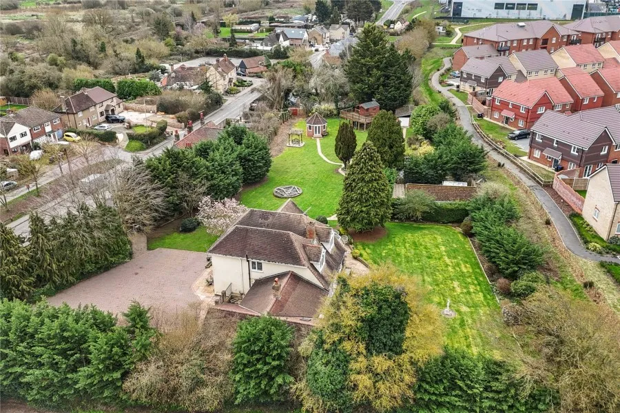 House Under Offer with 4 bedrooms in Thorley, Bishop's Stortford, CM23, photo 7