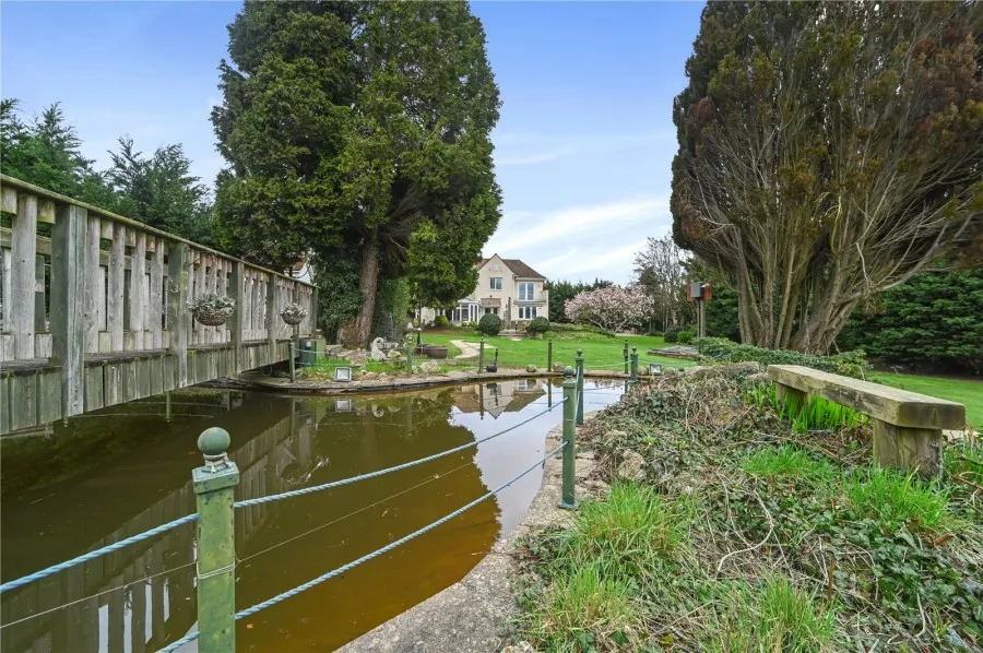House Under Offer with 4 bedrooms in Thorley, Bishop's Stortford, CM23, photo 20