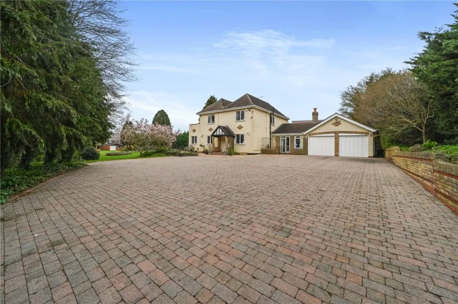 House Under Offer with 4 bedrooms in Thorley, Bishop's Stortford, CM23, photo 31