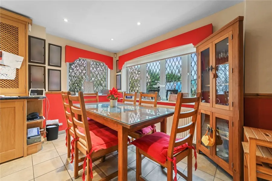 House Under Offer with 4 bedrooms in Thorley, Bishop's Stortford, CM23, photo 10