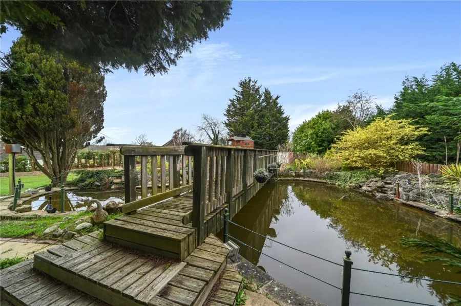 House Under Offer with 4 bedrooms in Thorley, Bishop's Stortford, CM23, photo 4