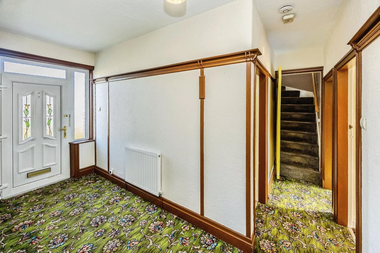 Tom Lane, Huddersfield, HD4, photo 9
