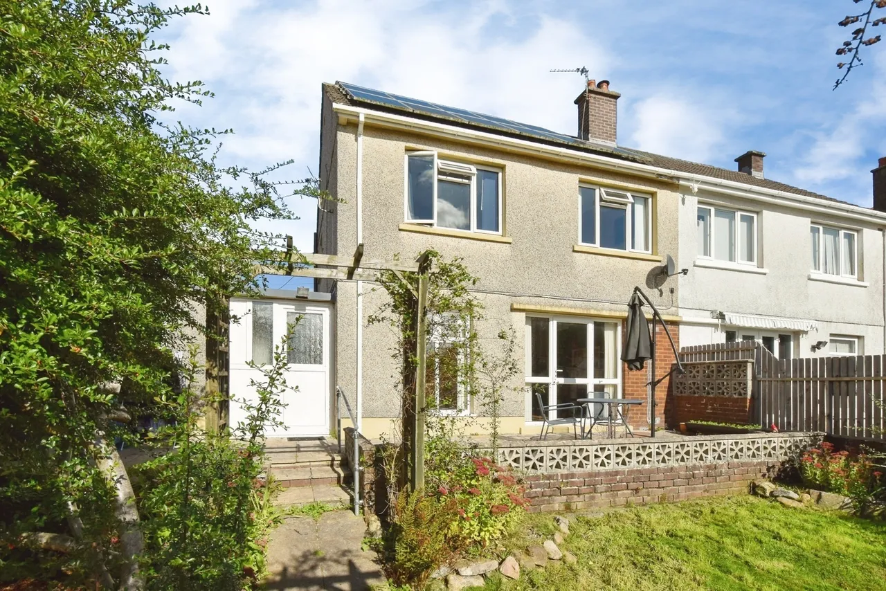 Glynhir Road, Llandybie, SA18, photo 32