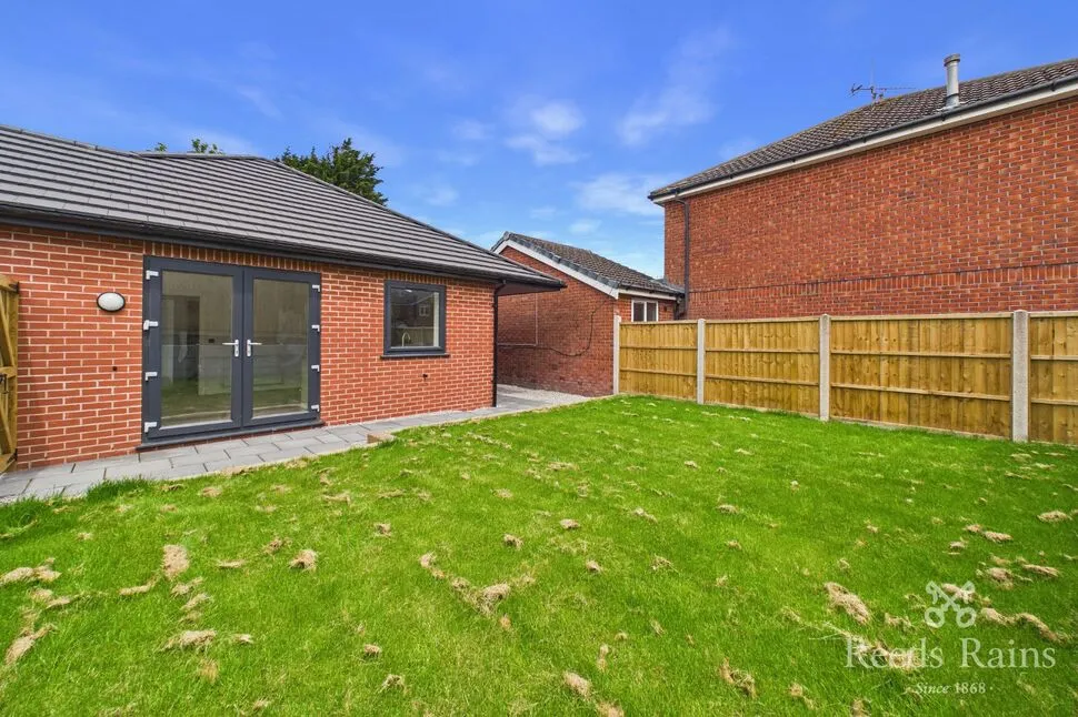 Common Edge Road, Blackpool, FY4, photo 10