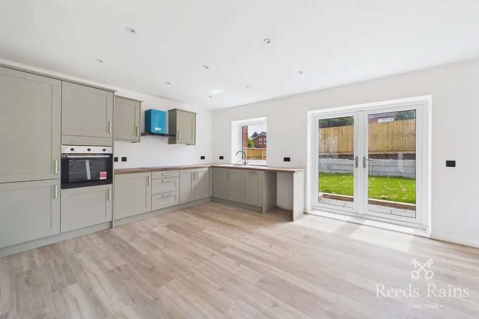 Common Edge Road, Blackpool, FY4, photo 2