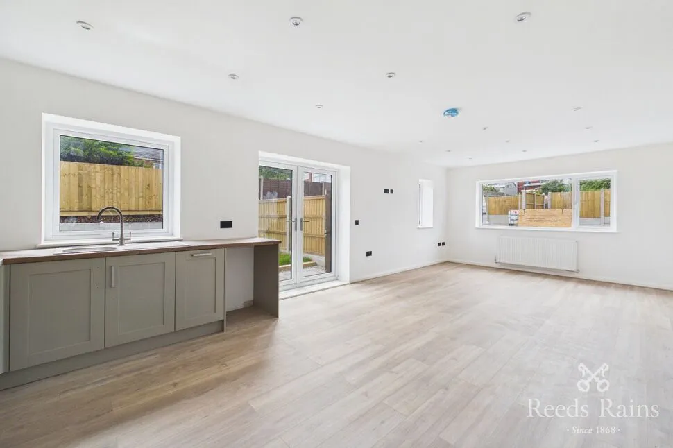 Common Edge Road, Blackpool, FY4, photo 5