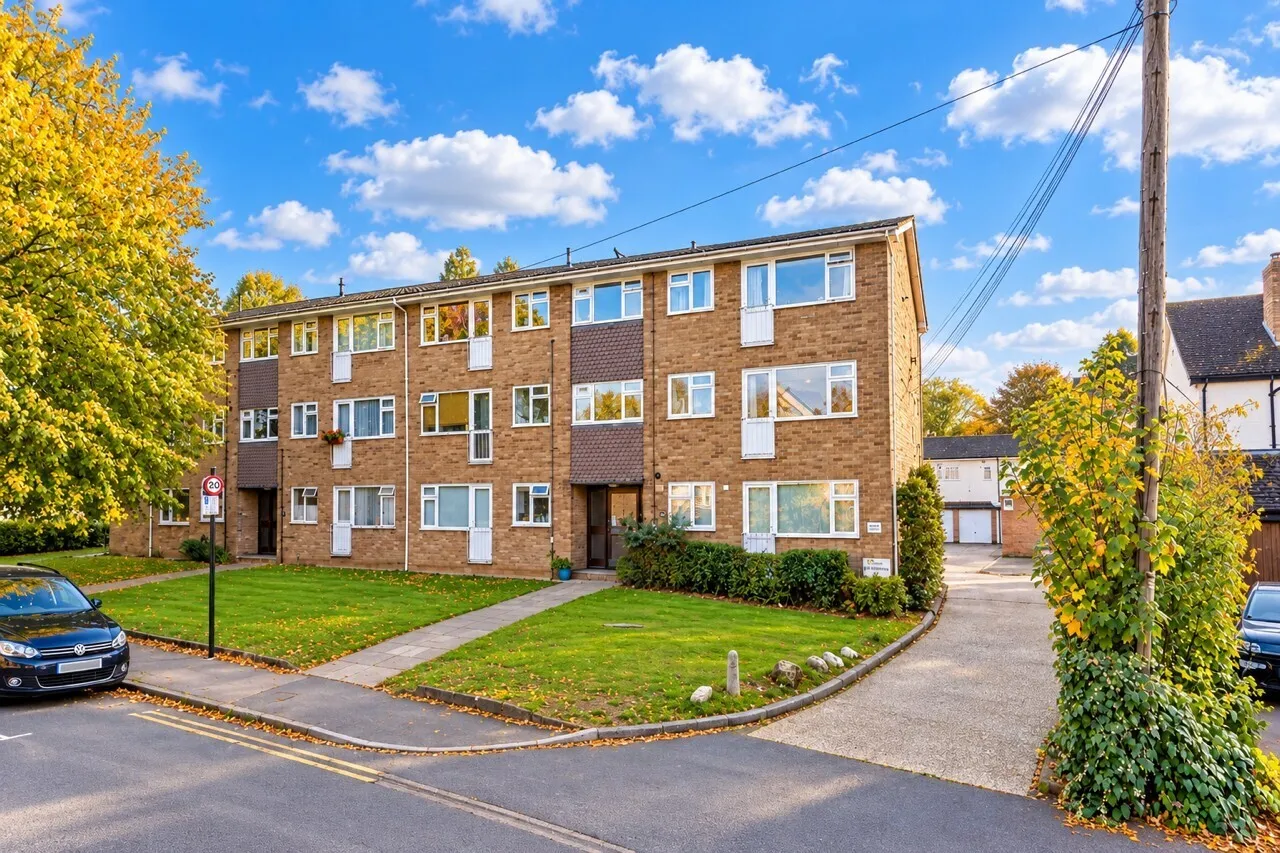 2 bed flat for sale, Carlisle Avenue, St. Albans, AL3