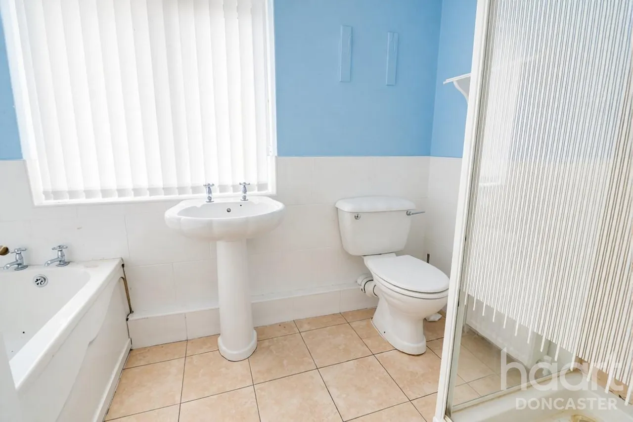 Lancaster Avenue, Doncaster, DN2, photo 14