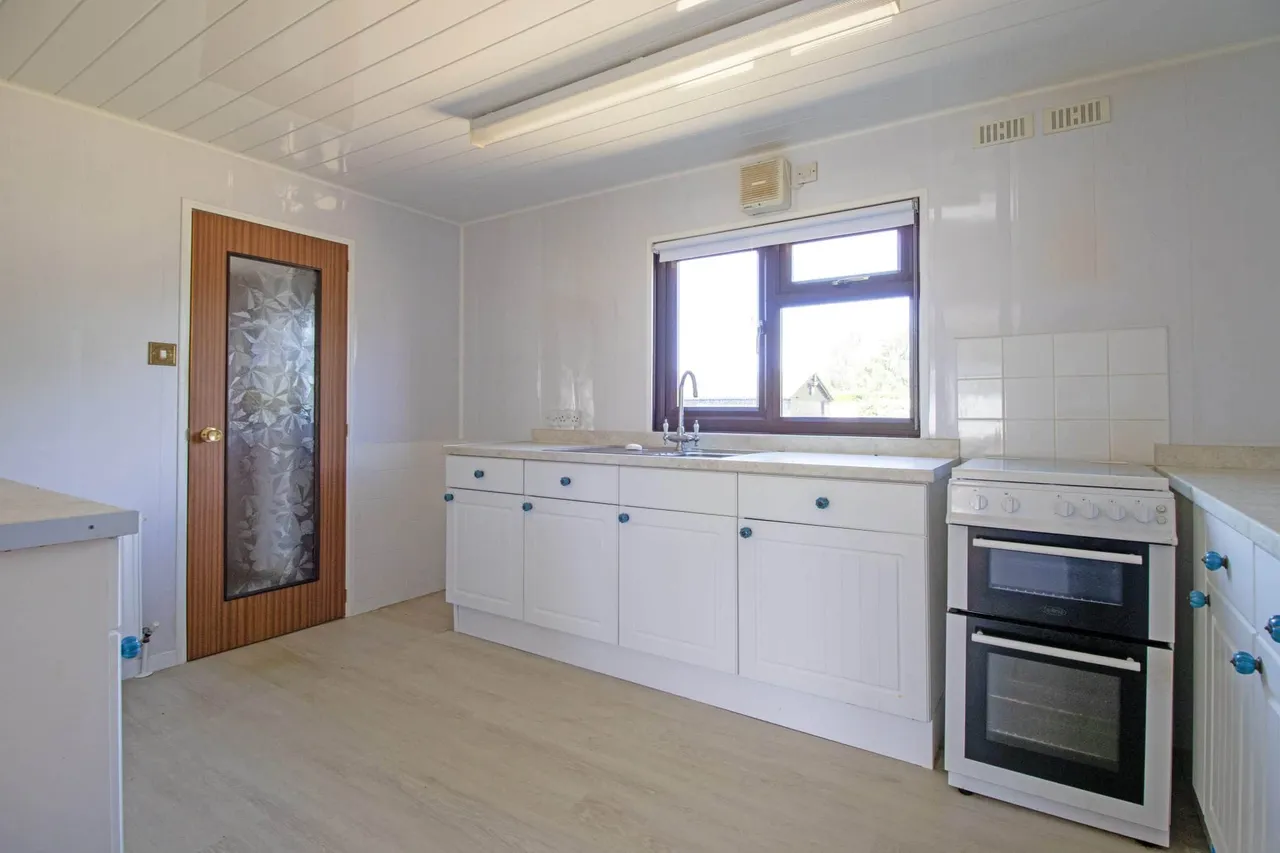 Cedar Close, The Elms, LN1, photo 3