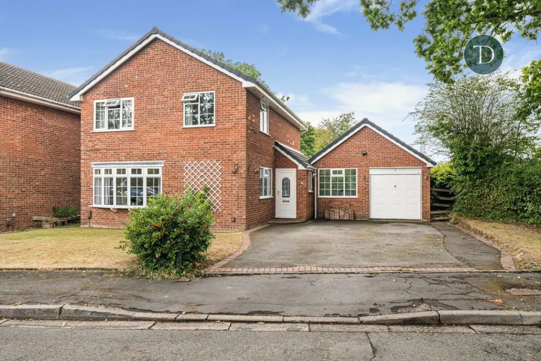4 bed house for sale — Pennington Green, Great Sutton, CH66 4XJ