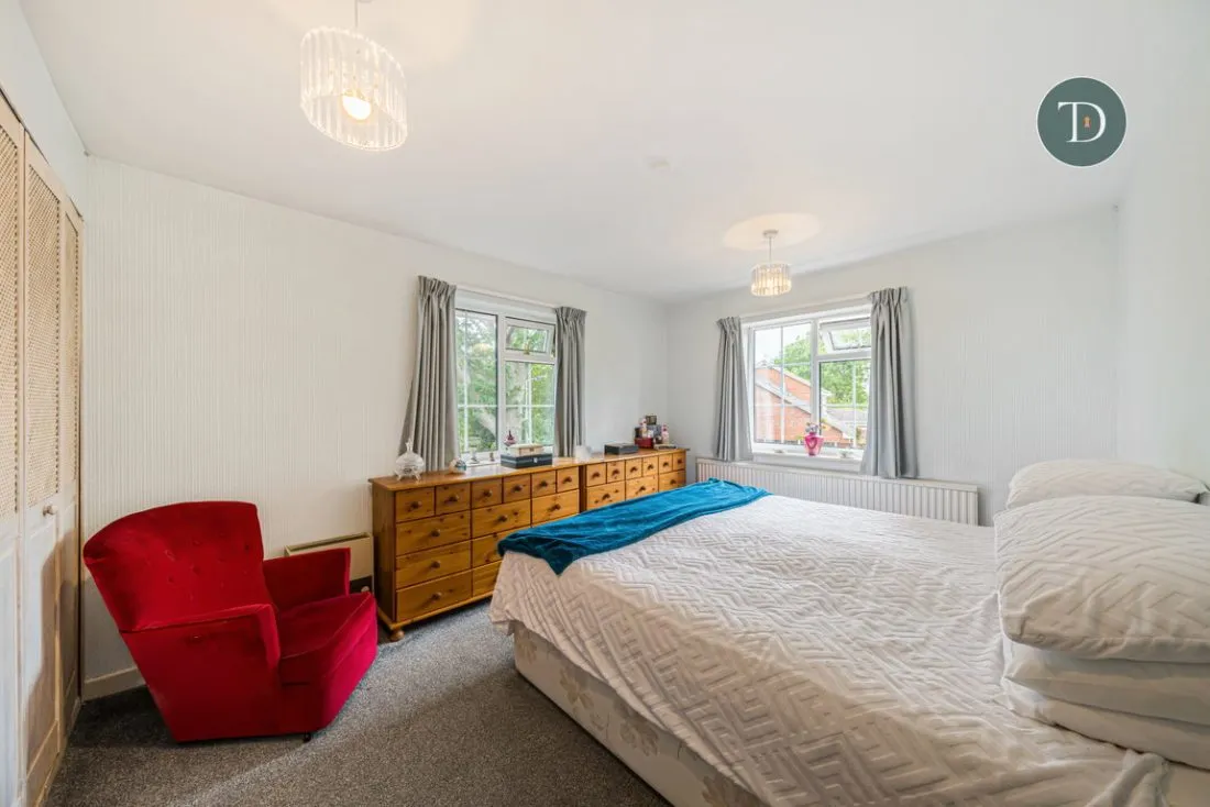 Pennington Green, Great Sutton, CH66 4XJ, photo 16