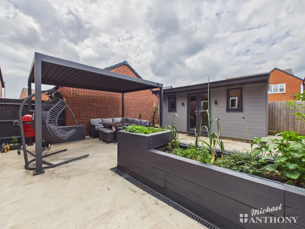 Gershwin Road, Stoke Mandeville, Aylesbury, HP21 9GN, photo 3
