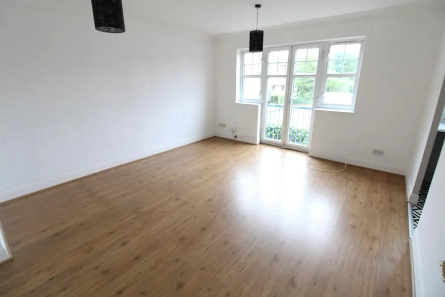 Earls Meade, Luton, LU2, photo 5