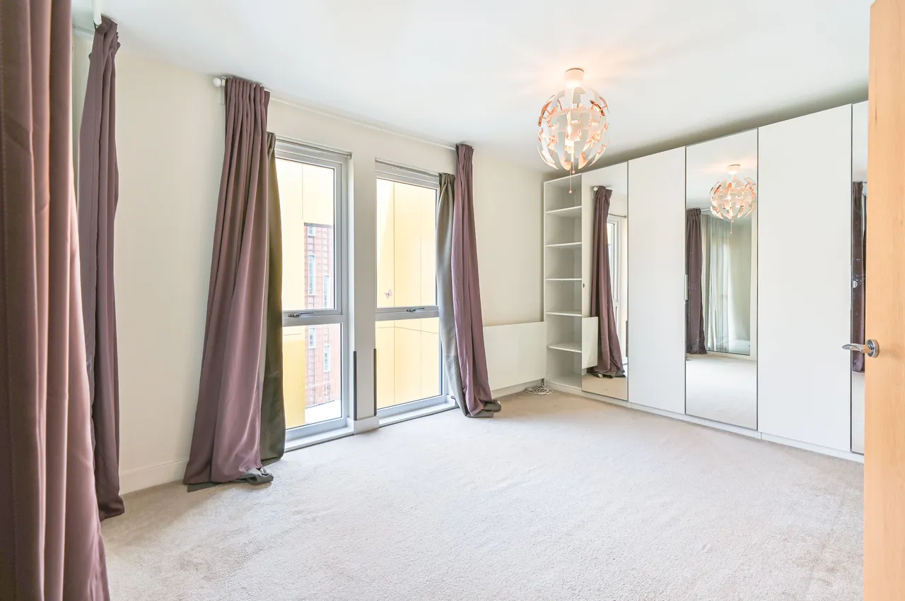 Flat 50, Herald Court, 130 Colindale Avenue, London, photo 10