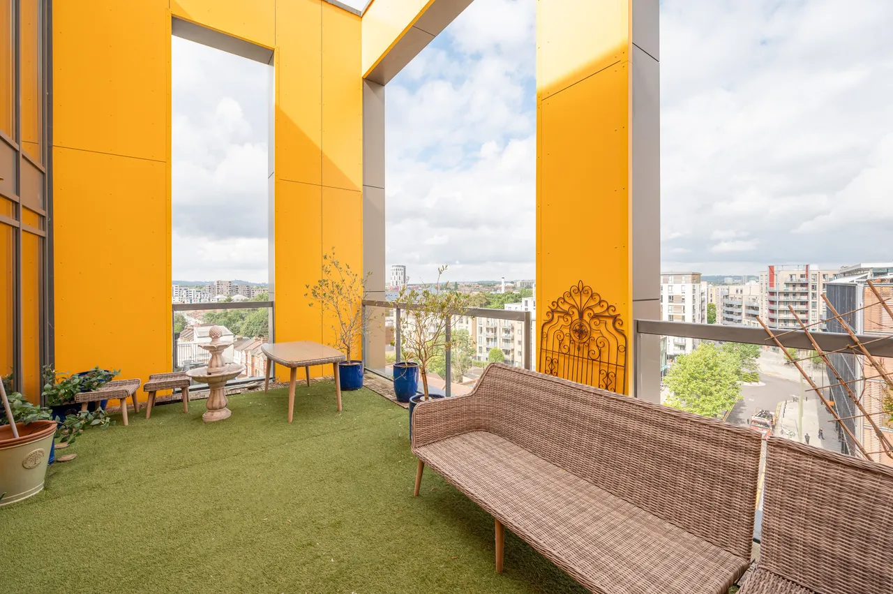 Flat 50, Herald Court, 130 Colindale Avenue, London, photo 8