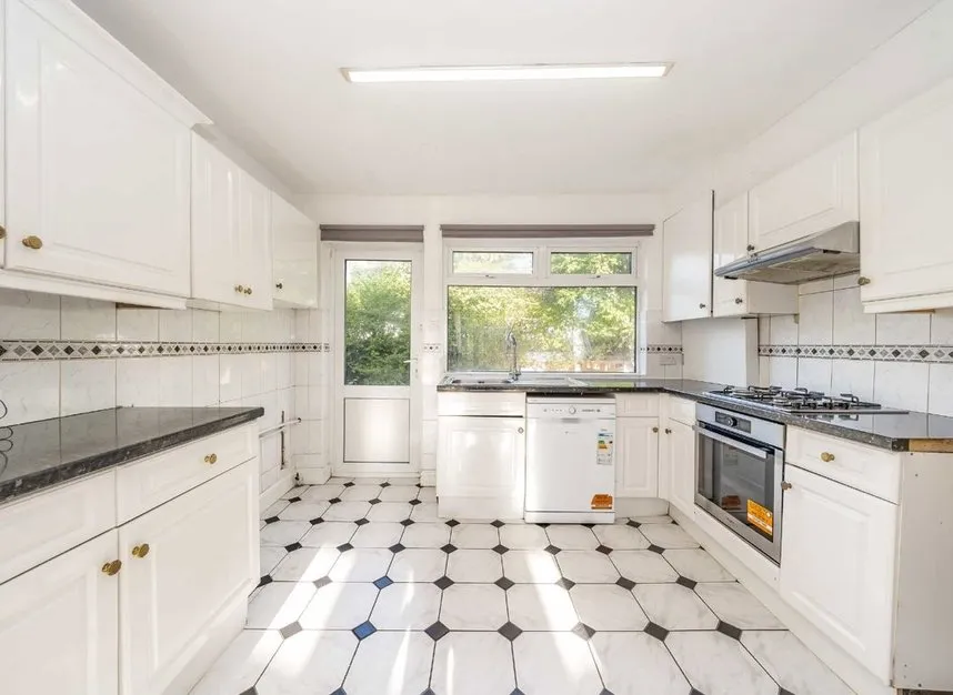 Elmgate Gardens, Edgware, HA8, photo 4