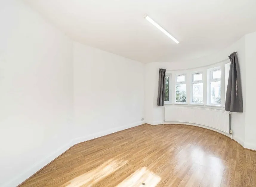 Elmgate Gardens, Edgware, HA8, photo 7