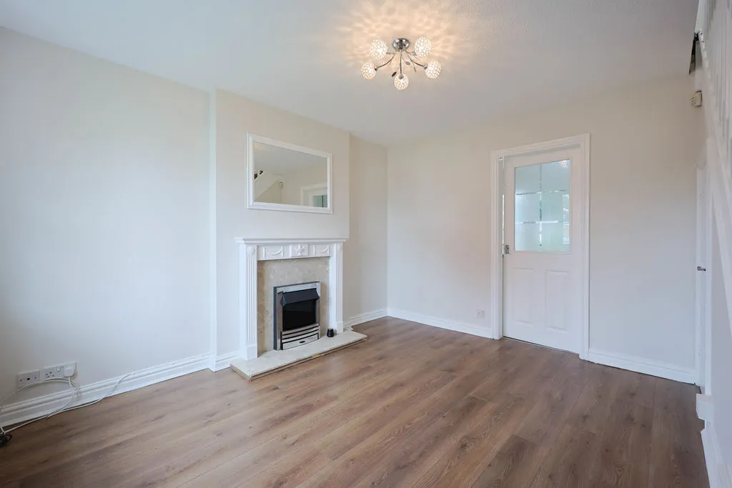 Woodville Road, Ince, photo 5