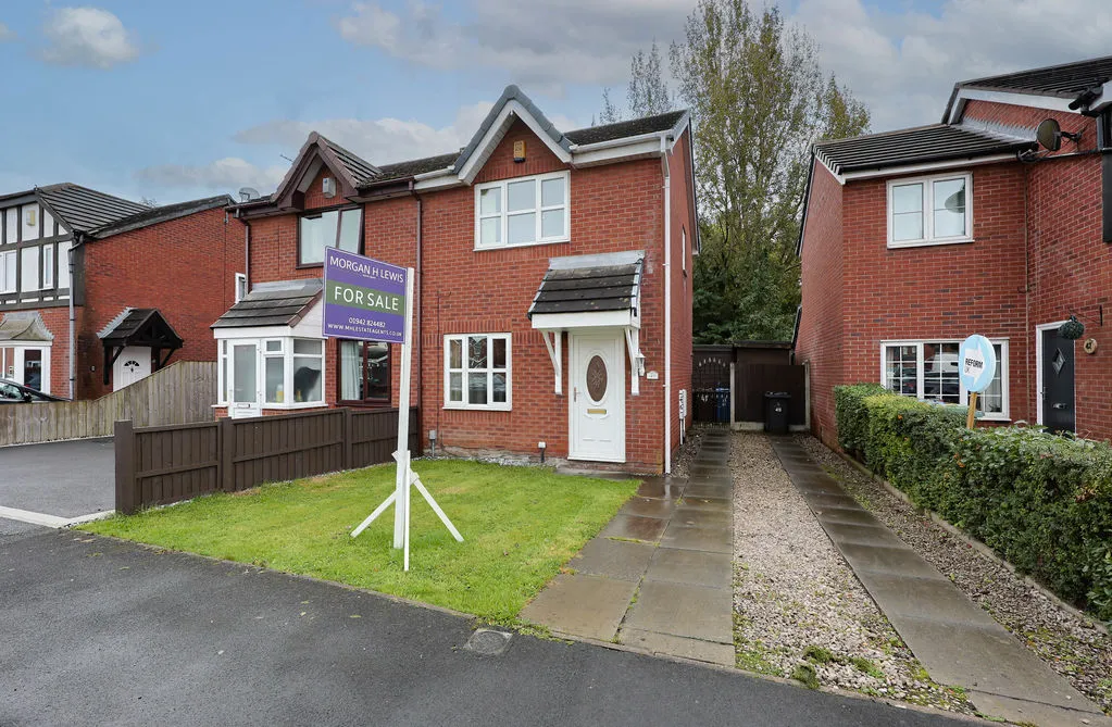 2 bed house for sale, Woodville Road, Ince