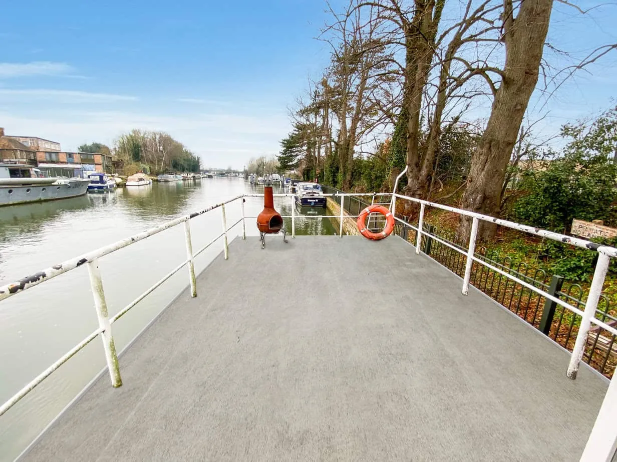 Platts Eyot, Hampton, TW12, photo 2
