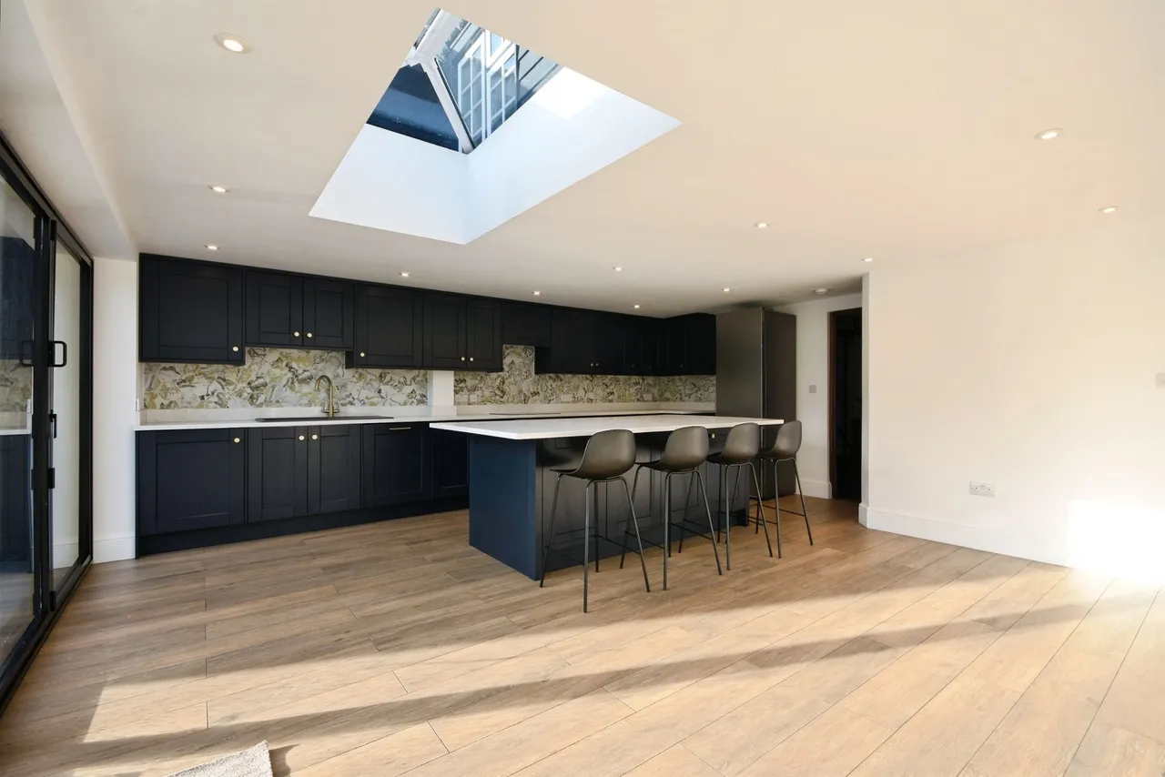 Coggeshall Road, Feering, CO5, photo 9