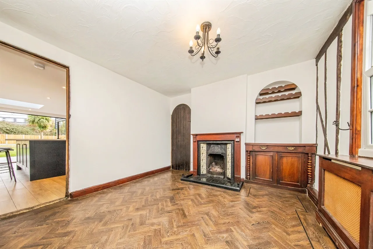 Coggeshall Road, Feering, CO5, photo 38