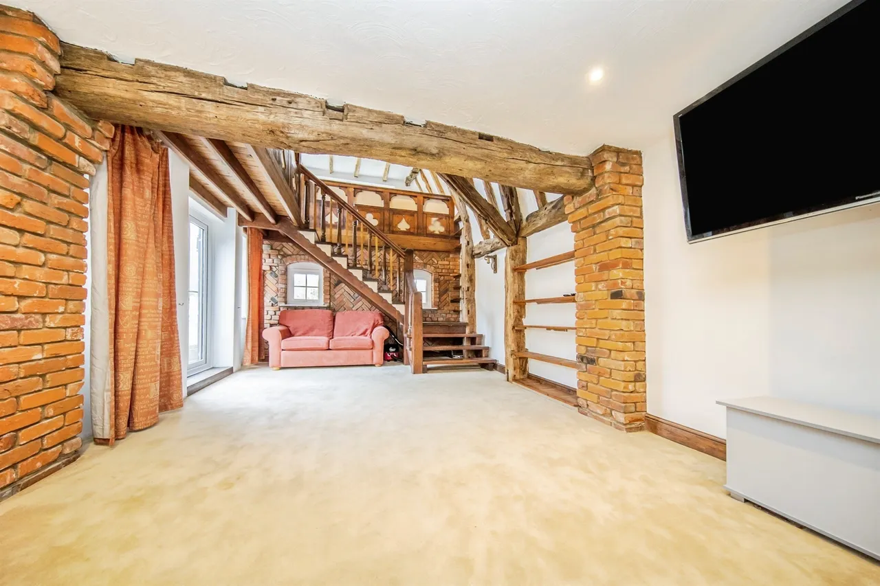 Coggeshall Road, Feering, CO5, photo 29