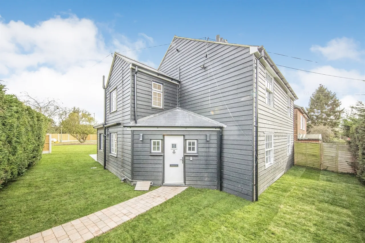 Coggeshall Road, Feering, CO5, photo 65