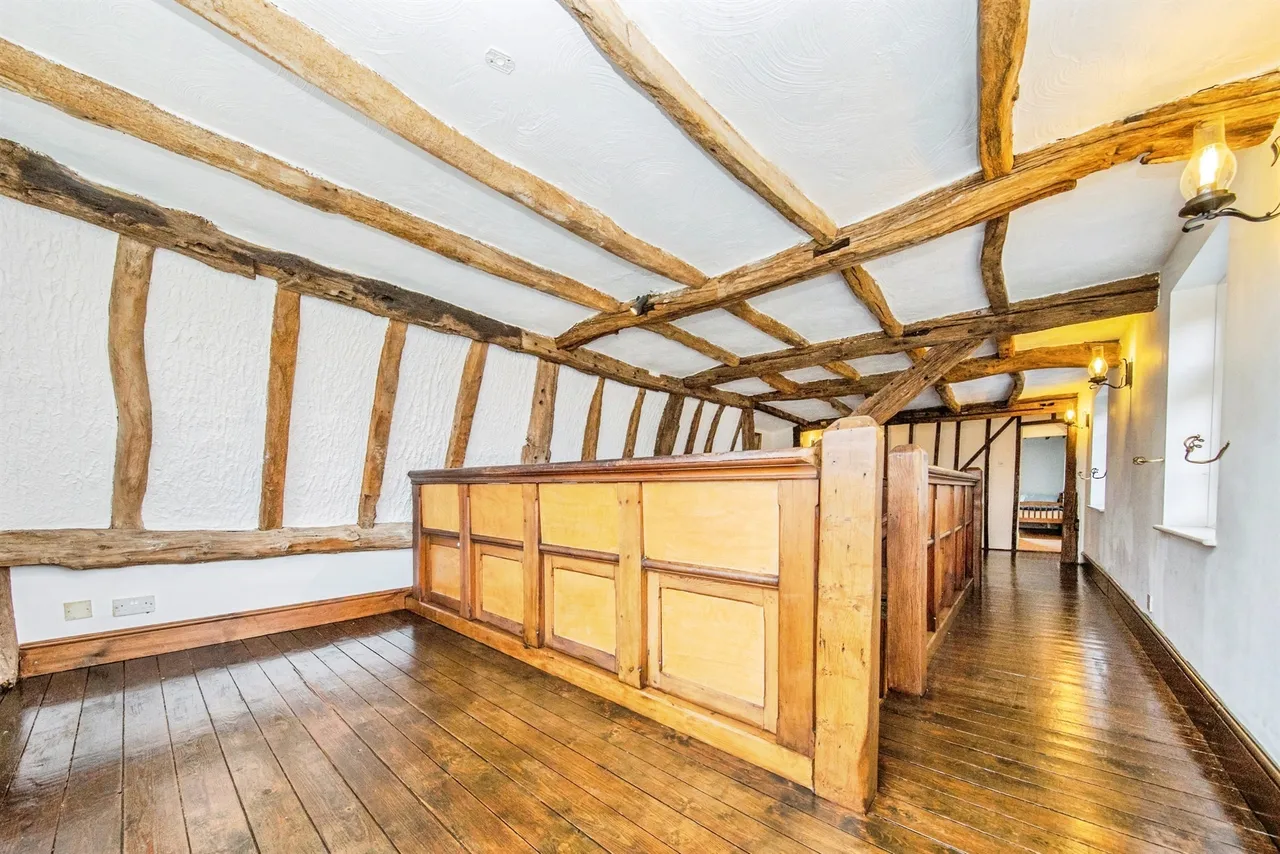 Coggeshall Road, Feering, CO5, photo 52