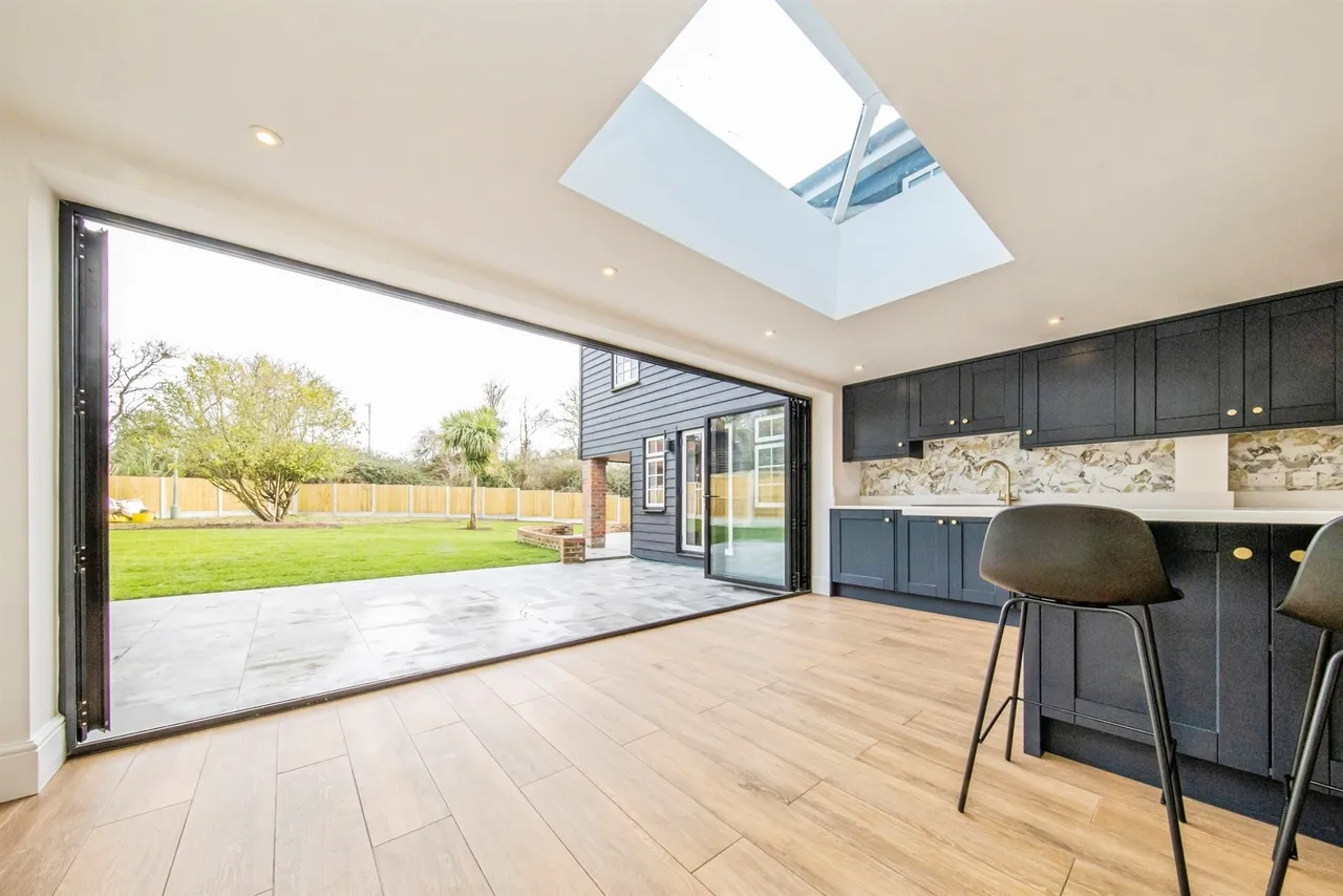 Coggeshall Road, Feering, CO5, photo 41